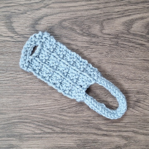 Handknit Kitchen Towel Loop - Picture 2 of 5